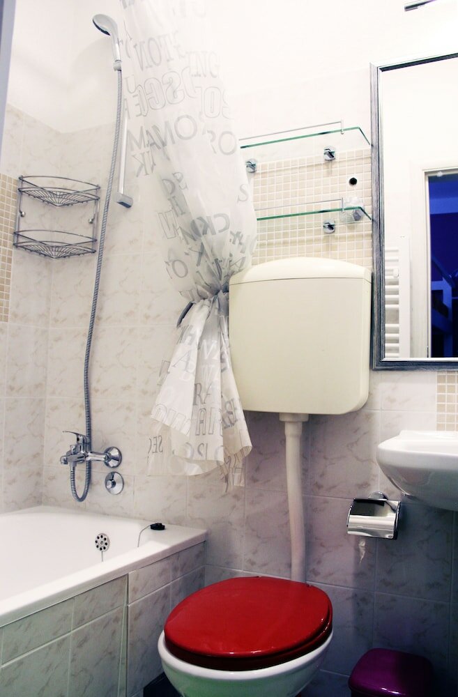 Фото High Hostel