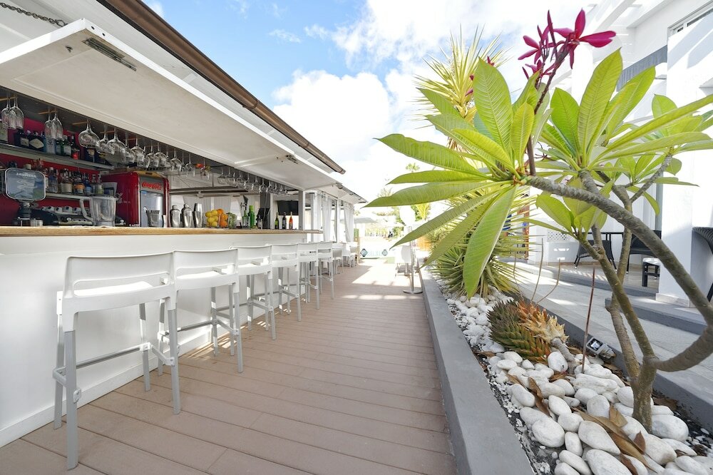 Фото Vista Bonita Gay & Lesbian only Resort