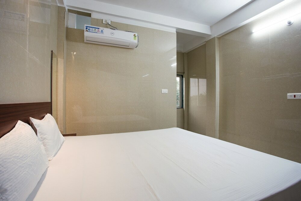 Фото Spot On 23725 Jay Shanti Palace Hotel