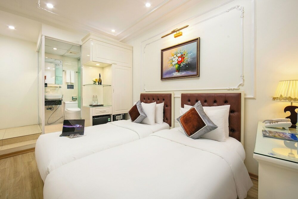 Фото Tunger Grand Hotel