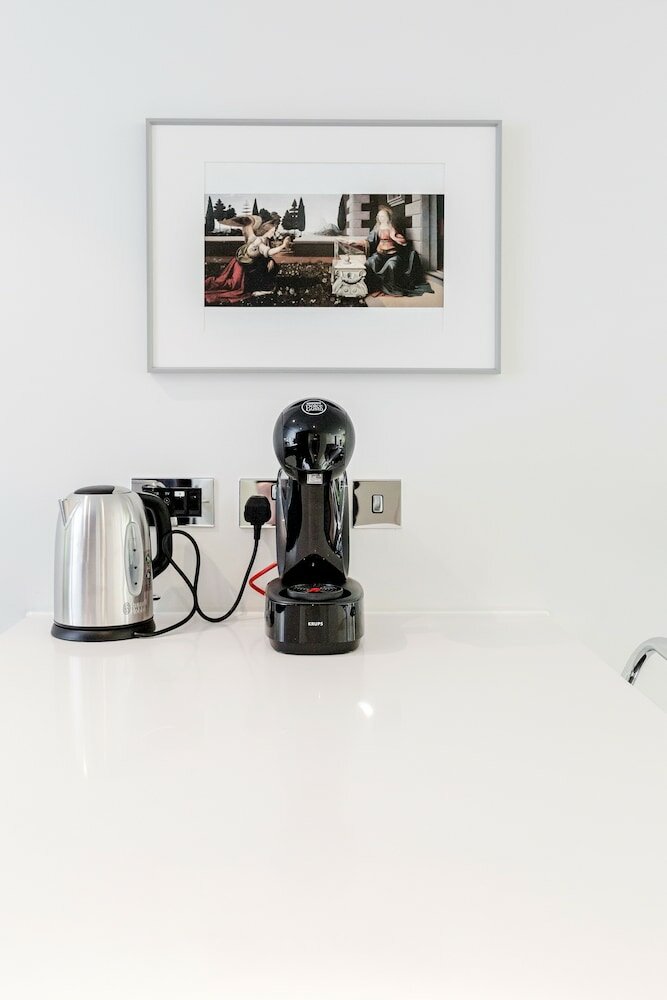 Фото Gatliff Road Apartments