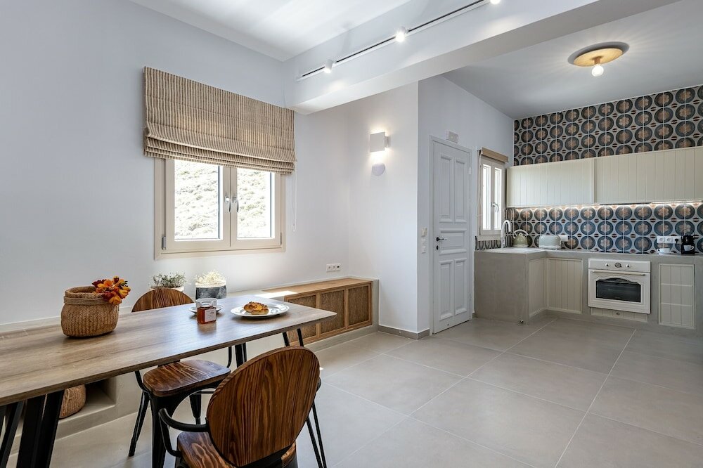 Фото Remezzo Suites