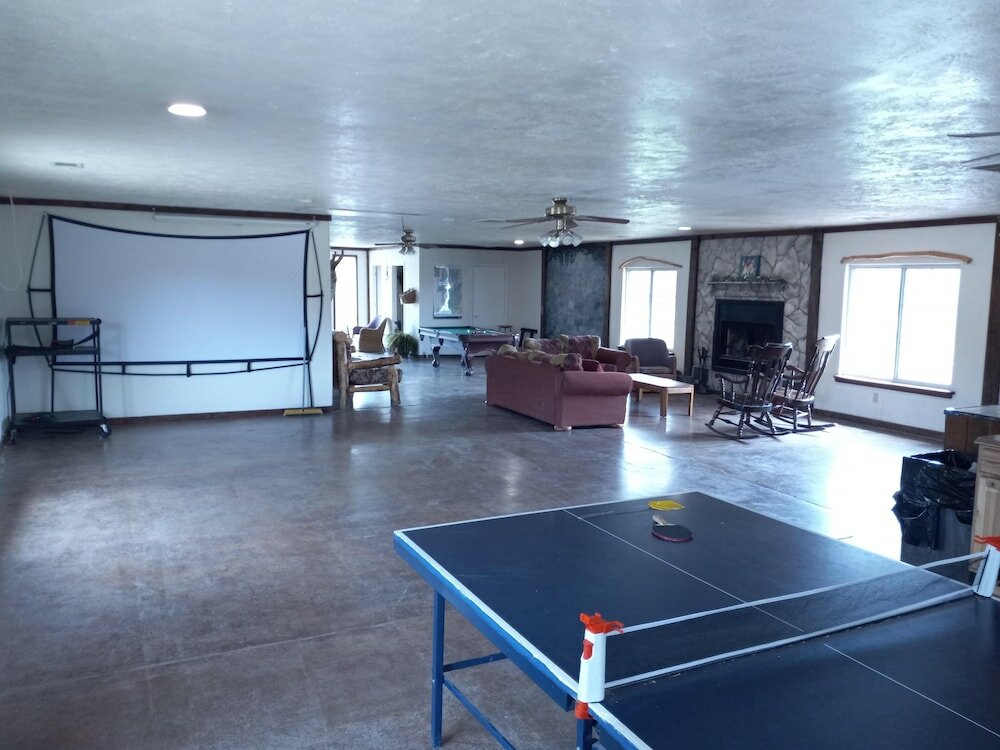 Фото Hacienda Roja - The Cedars № 7 at Wind Walker Homestead