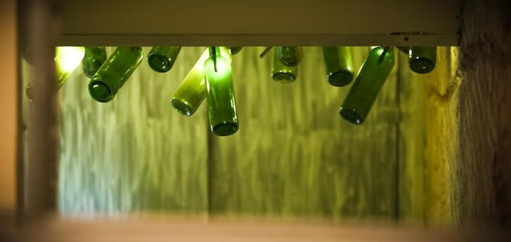 Фото La Bodega Suites