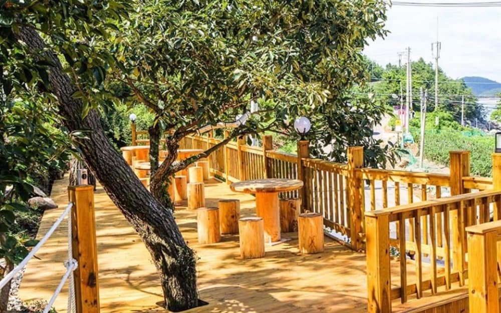 Фото Yeosu Hayanjeongwon Pension