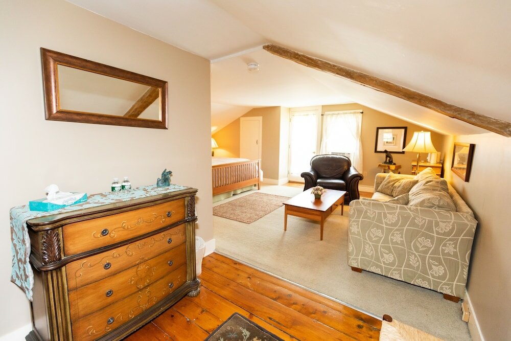 Фото Waybury Inn