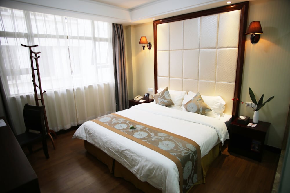 Фото Kingstyle Hotel Railway Station Branch