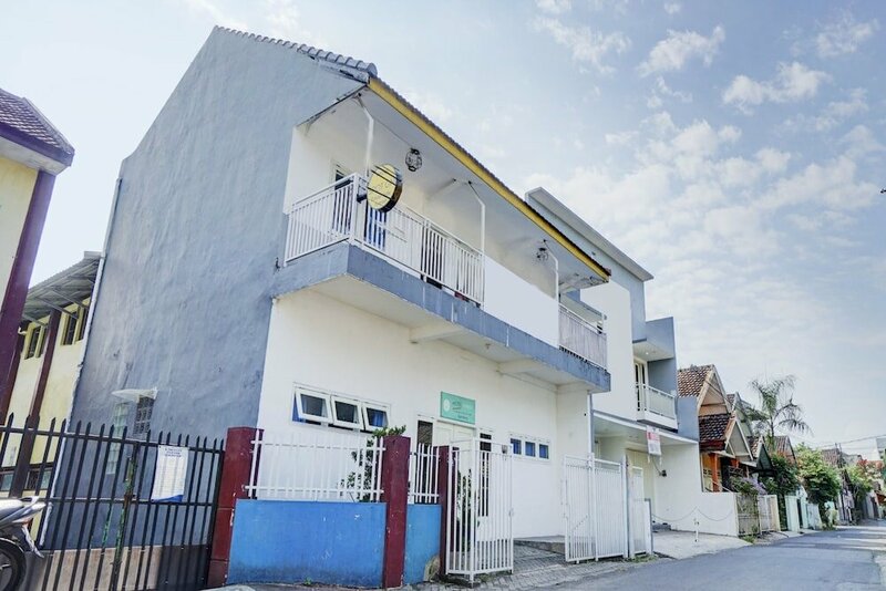 Гостиница Oyo 90349 Edotel Tebe Syariah в Маланге