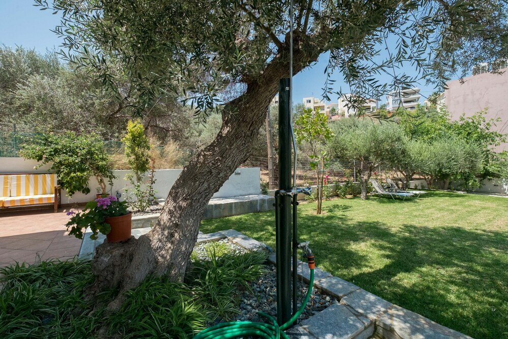 Фото Newly renovated Garden Flat