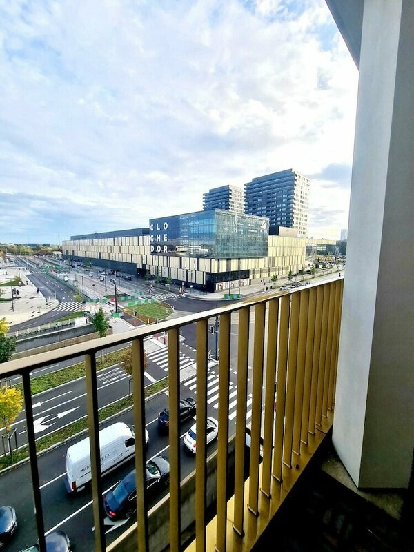Гостиница Luxury 2 bedrooms with Parking&Terrace в Люксембурге