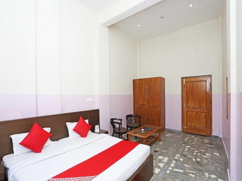 Фото Oyo 19638 Hotel Jay Continental