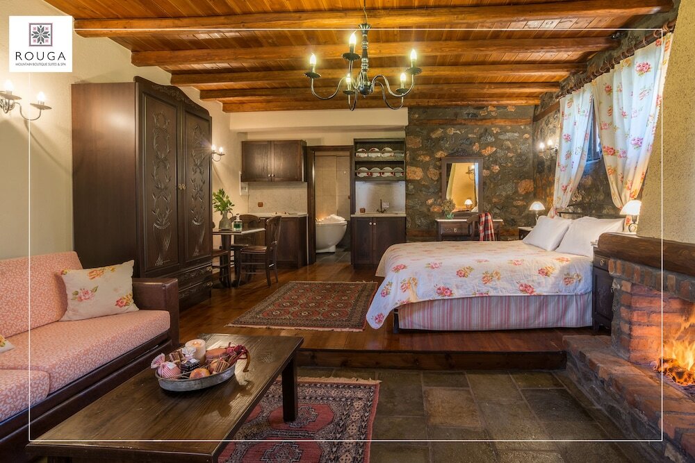 Фото Rouga Mountain Boutique Suites & SPA
