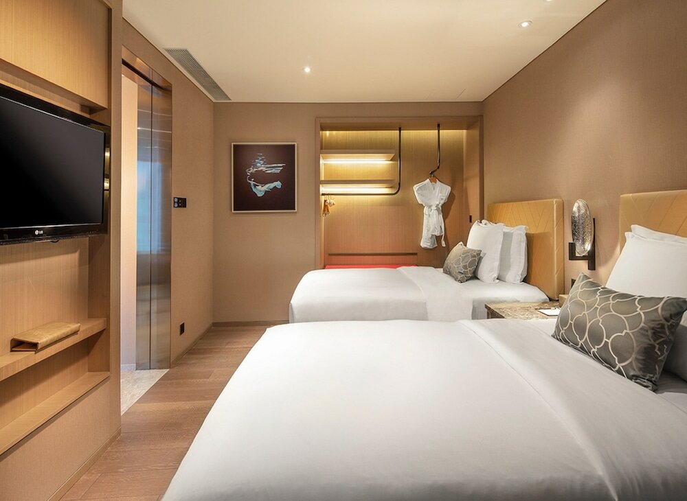 Фото Grand Bay Hotel Zhuhai