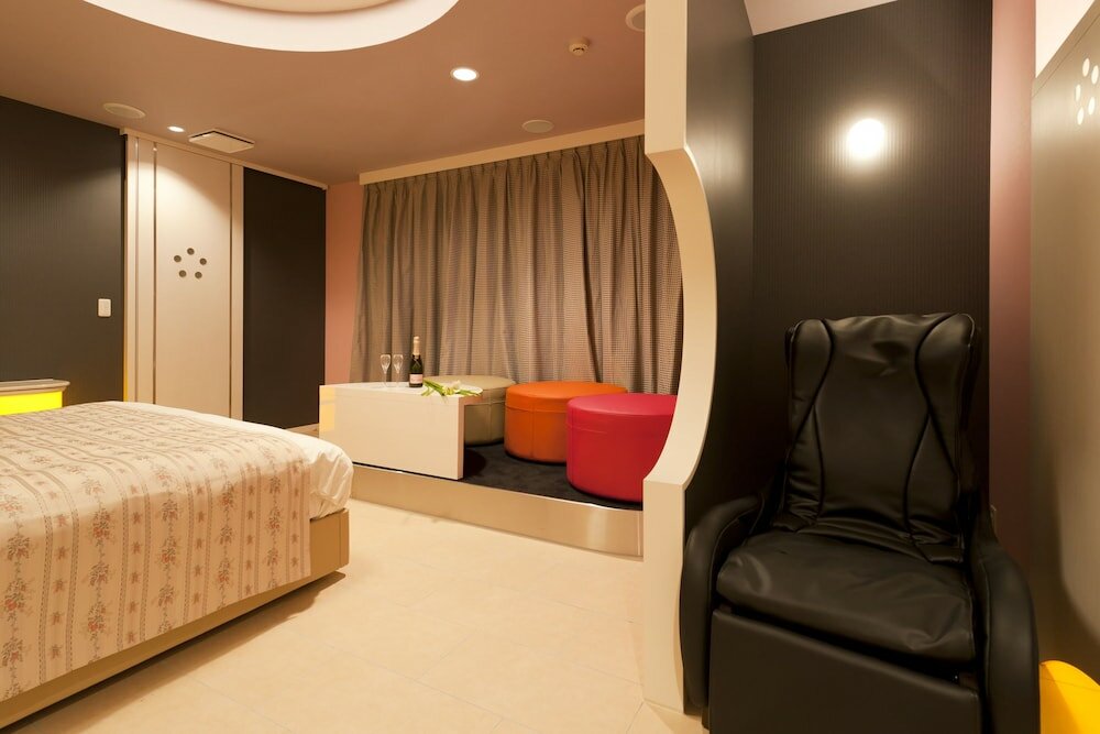 Фото Hotel Iris - Adult Only