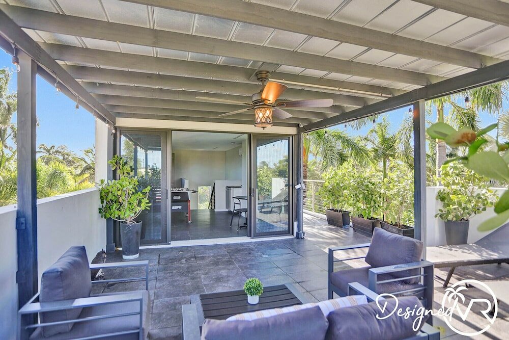 Фото Stunning 5 Br with Heated Pool & Gaming