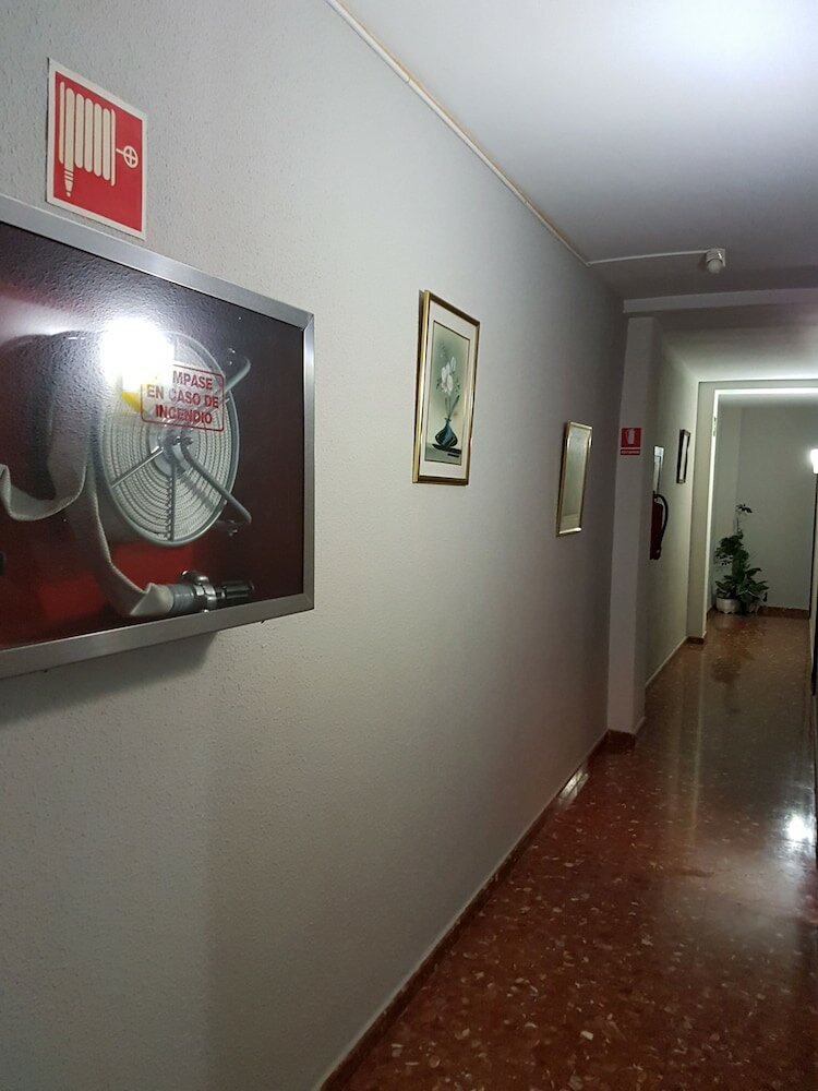 Фото Отель Al-Andalus