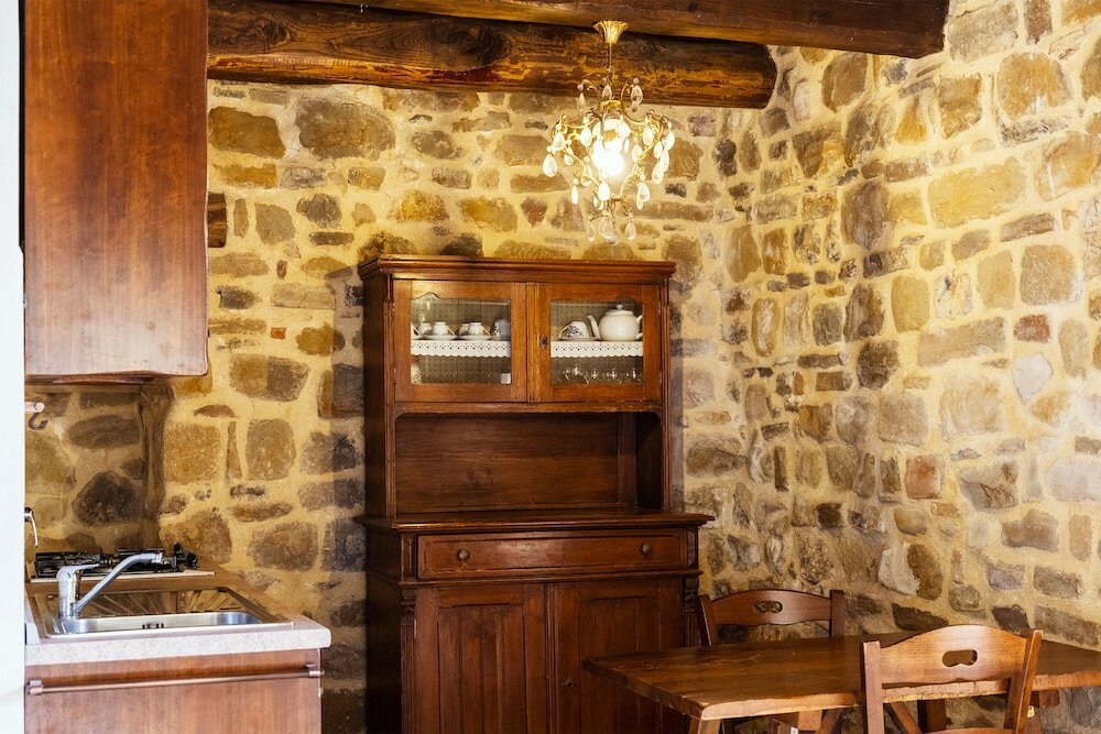 Фото Castello di Cisterna Umbria