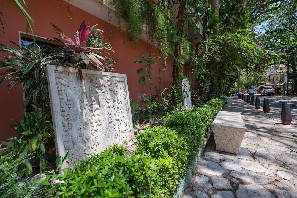 Фото Maya Tulipanes Express