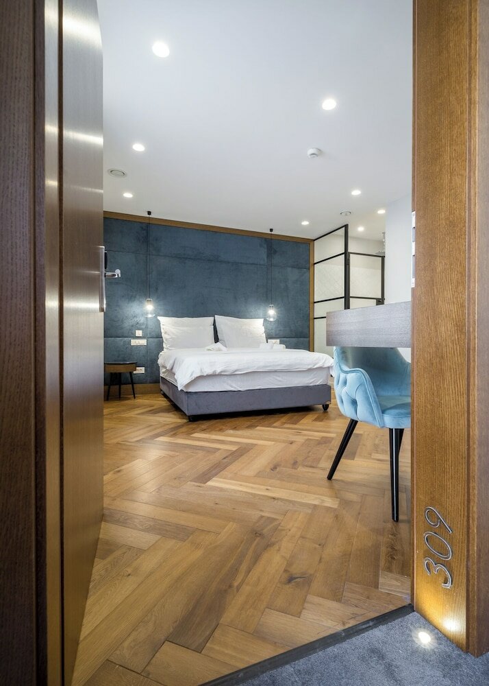 Фото Budapest Eye Boutique Suites by BQA