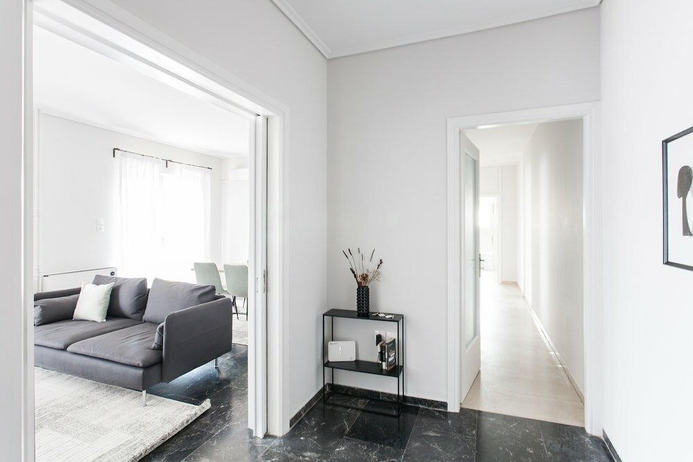 Фото Spacious Apartment near Helexpo