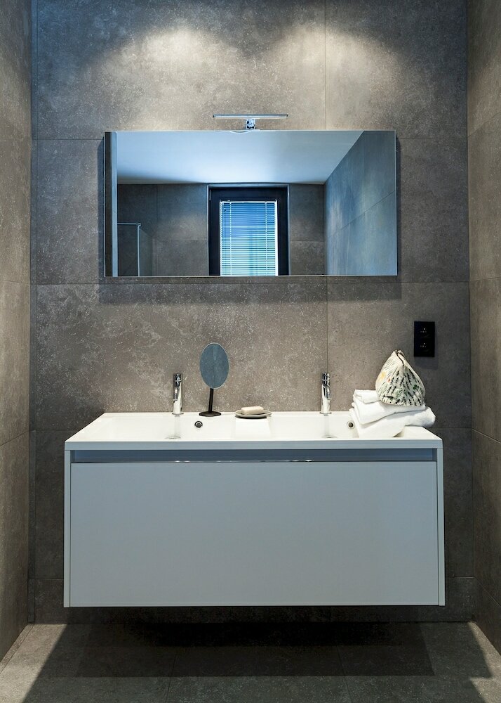 Фото Unit 5 - Trendy Smart Home Triplex Private Garden & Parking