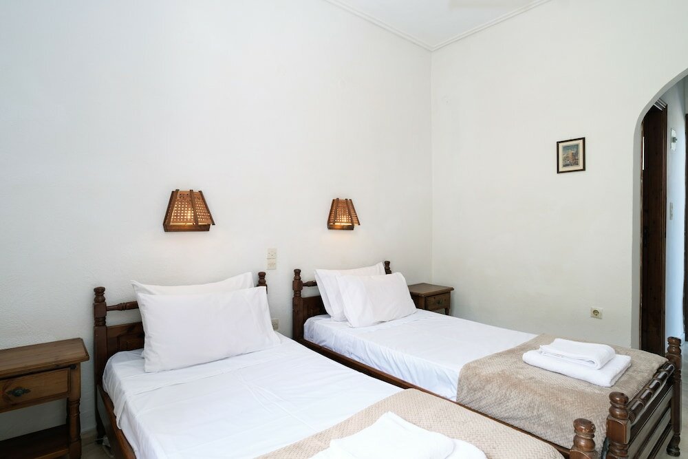 Фото Koukounaries Beach Hotel