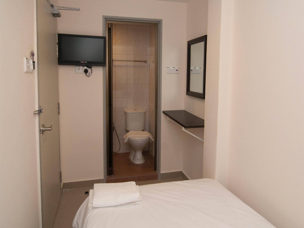 Фото Hotel A-One