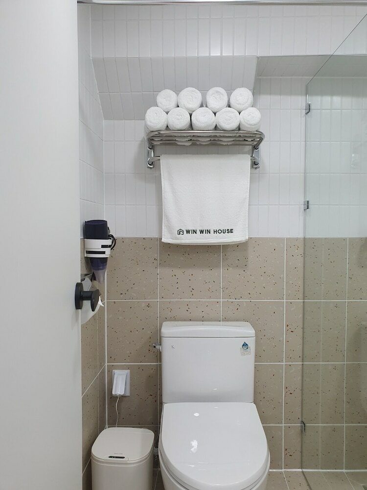 Фото Winwin Guesthouse