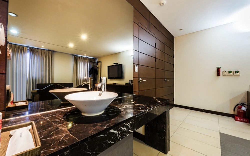 Фото Life Style F Hotel