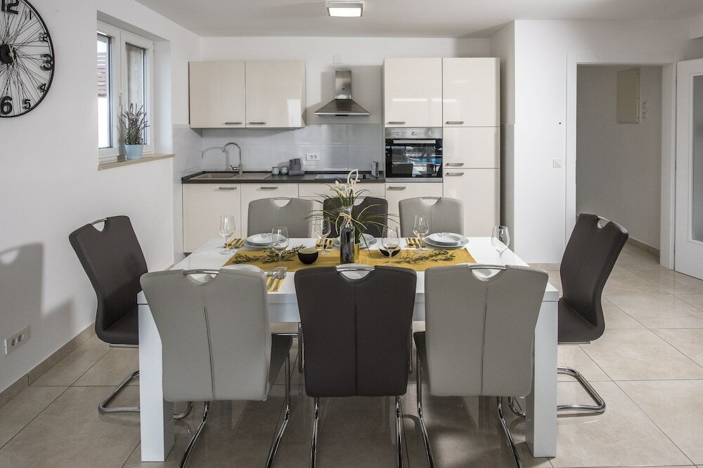 Фото Luxury Villa Horizon with Private Pool