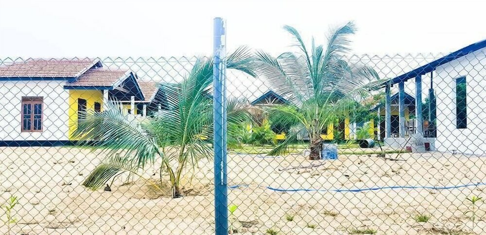 Фото Exotic Beach Hotel