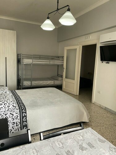 Гостиница Ottieri Apartment Napoli в Неаполе