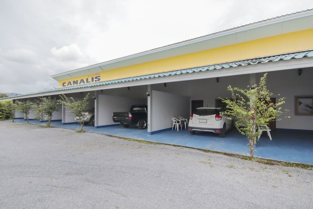 Фото Oyo 75310 Canalis Resort