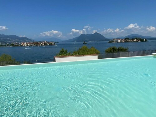 Апартаменты Isole Apartment With Pool and Lake View in Baveno в Бавене