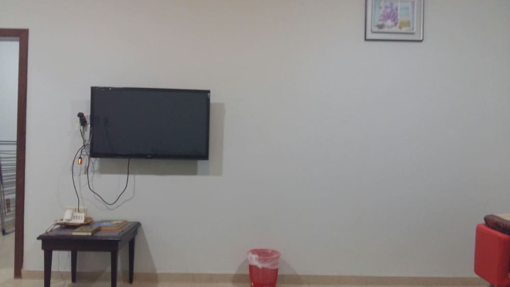 Фото Al Eairy Furnished Apartments Al Ahsa 5