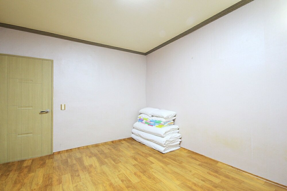 Фото Yeosu Living