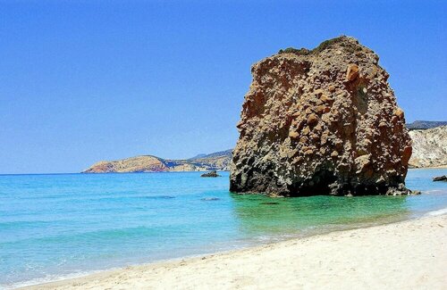 Внешний вид отеля Aeolis Hotel в Адамасе, фото 2