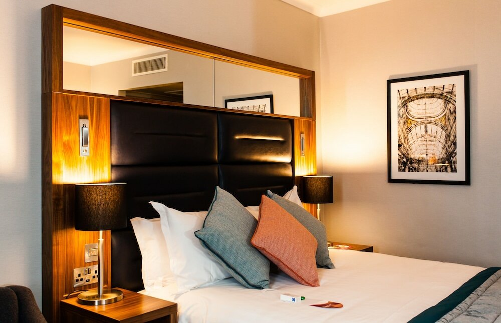 Фото Crowne Plaza Leeds, an Ihg Hotel