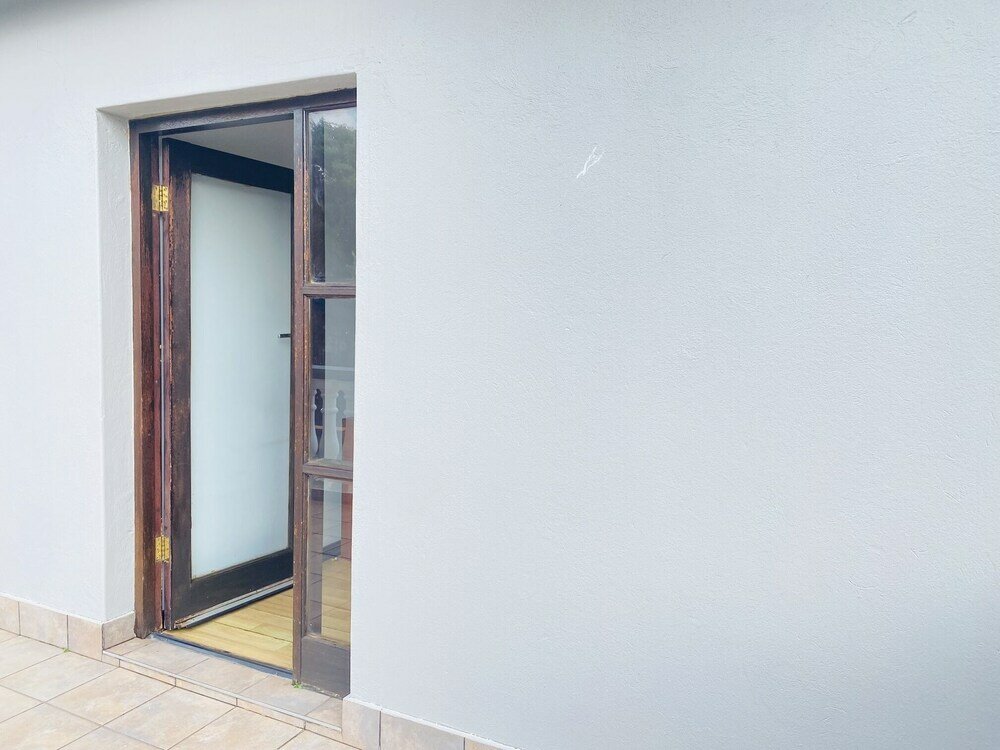 Фото Airport Royal Guest House