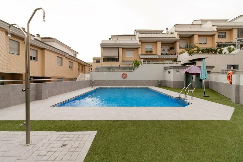 Гостиница Casa Huerta Del Pino Granada Apartment