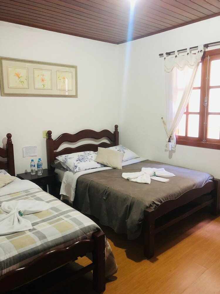 Фото Pousada Monte Suíço