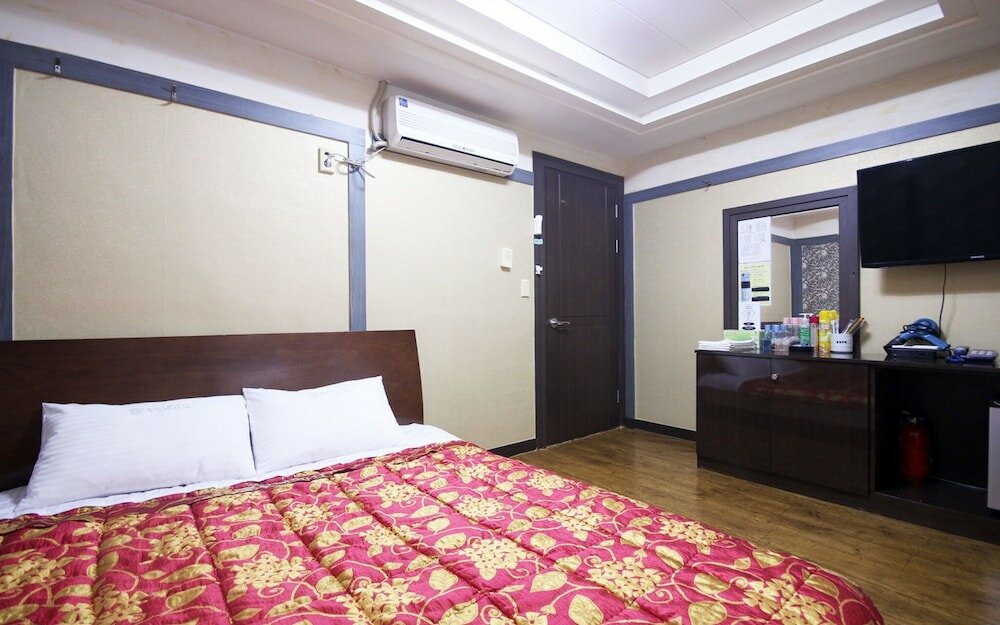 Фото Ulleung Hwangje Hotel