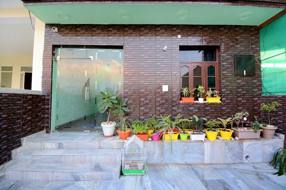 Фото Oyo 28097 Hotel Park View