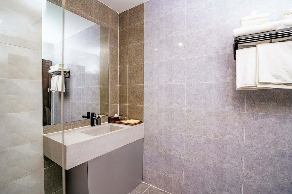 Фото Rainforest Hotel by Nsun