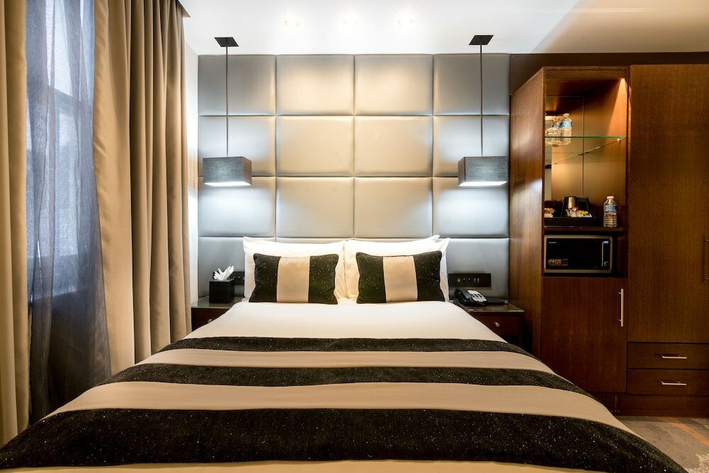 Фото The Devonshire