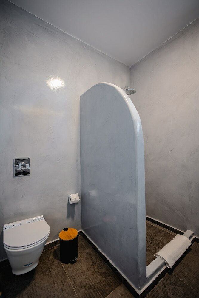 Фото Bonsai Luxury Suites