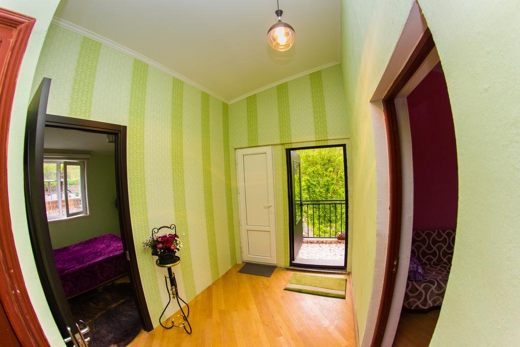 Фото Amiran's Lake