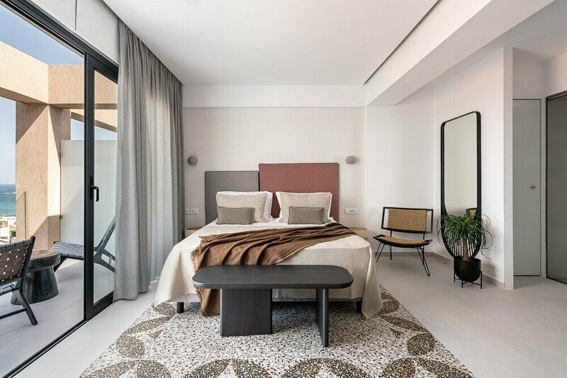 Гостиница Nuovo Luxury Suites