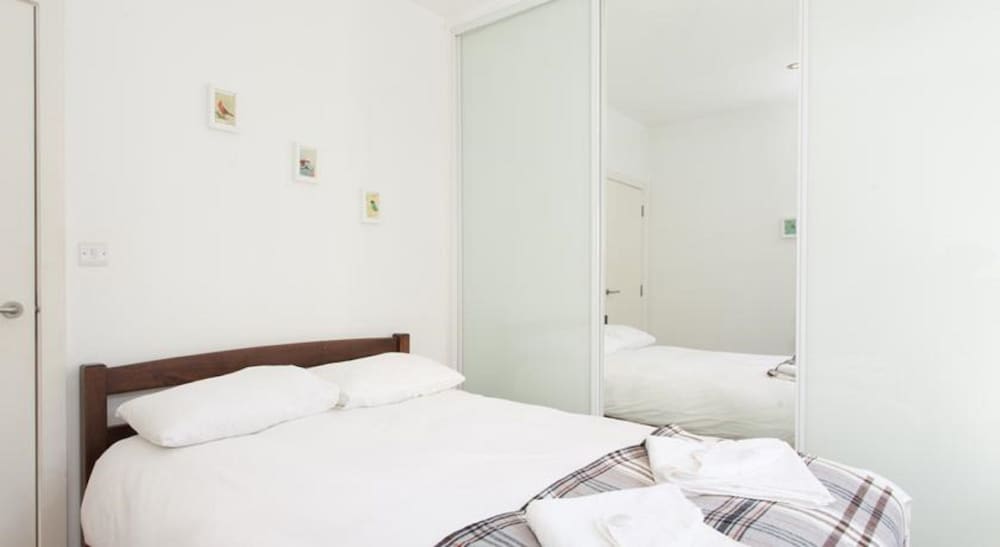 Фото Brick Lane Luxury Apartments