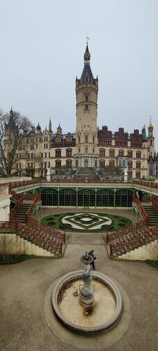 Landmark, attraction Schwerin Palace, Mecklenburg‑Vorpommern, photo